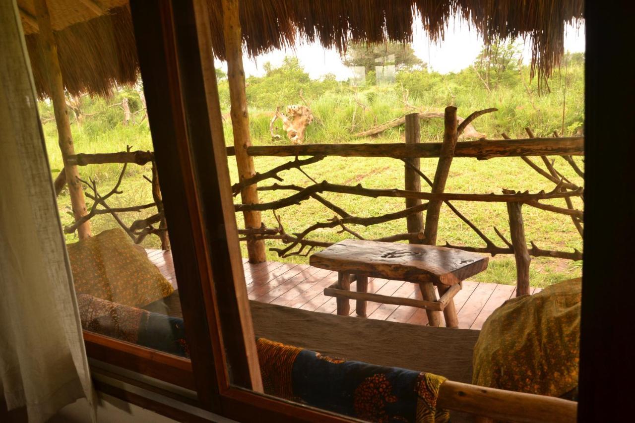Topi Lodge Katunguru Ngoại thất bức ảnh