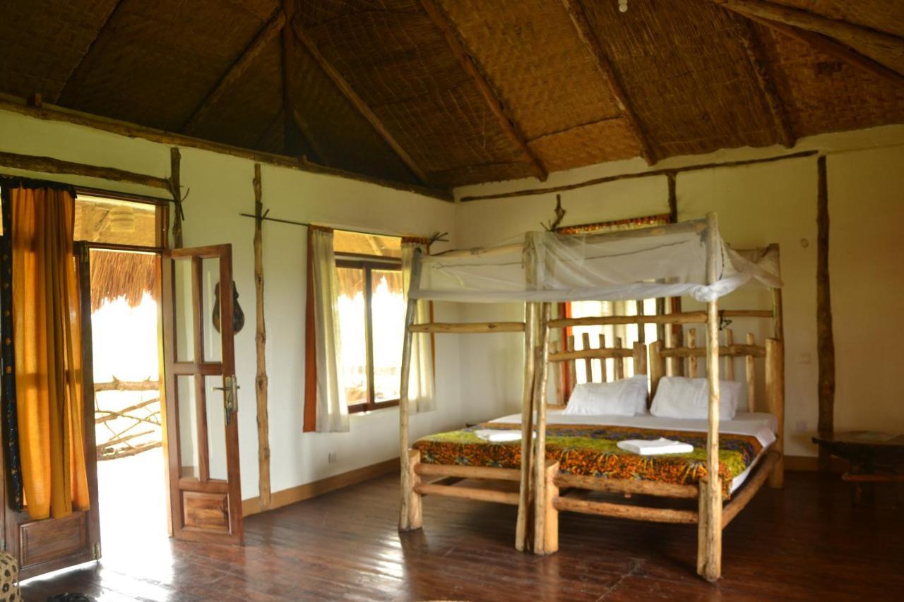 Topi Lodge Katunguru Ngoại thất bức ảnh