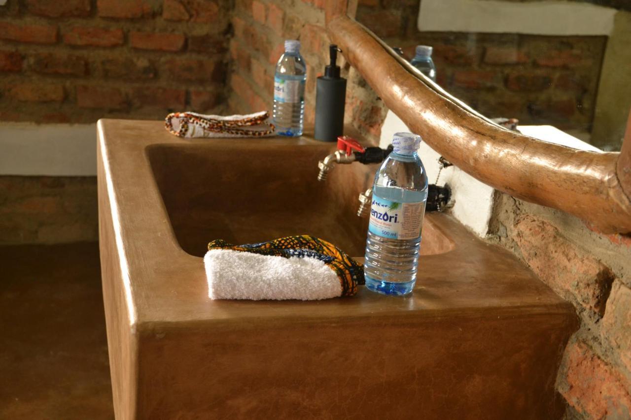 Topi Lodge Katunguru Ngoại thất bức ảnh