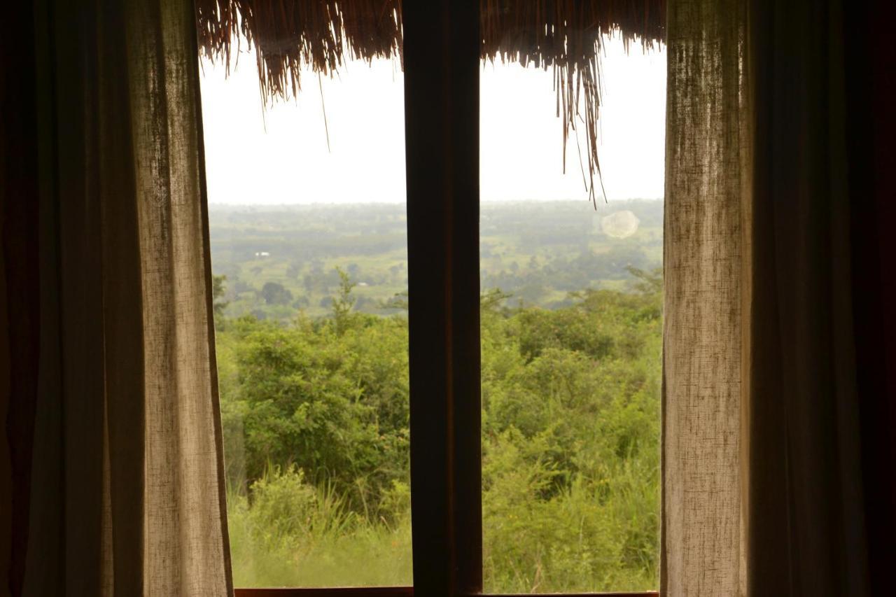 Topi Lodge Katunguru Ngoại thất bức ảnh