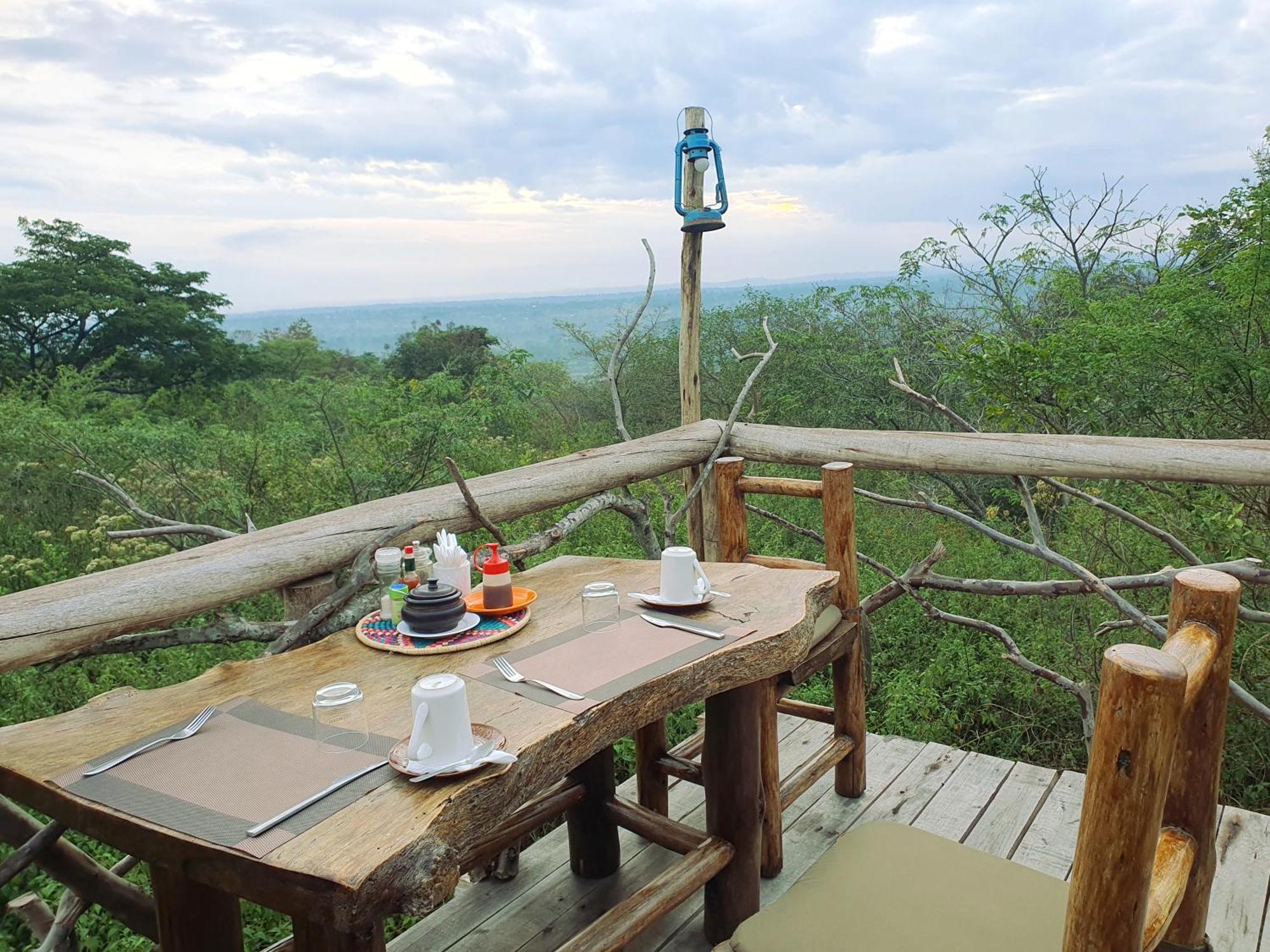 Topi Lodge Katunguru Ngoại thất bức ảnh